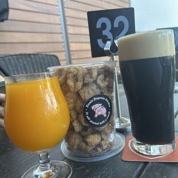 Ten Mile Brewing - Mango Freezzé, lemon pepper chicanes, & Dry Irish style ale. - Breweries Near Me - Signal Hill, California