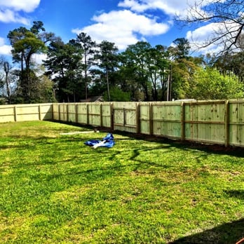 Quality Construction - A 300 ft section of fence completed in Hattiesburg - General Contractors Near Me Quality Construction - A 300 ft section of fence completed in Hattiesburg - General Contractors Near Me