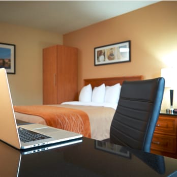Comfort Inn - Free WiFi - Hotels Near Me - Amherst, Nova Scotia