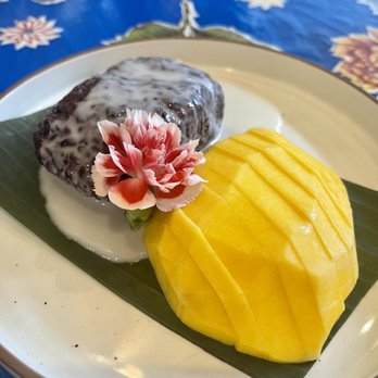Pintoh Thai - Mango with sticky rice is in season now. - Thai Near Me - Oakland, California Pintoh Thai - Mango with sticky rice is in season now. - Thai Near Me - Oakland, California