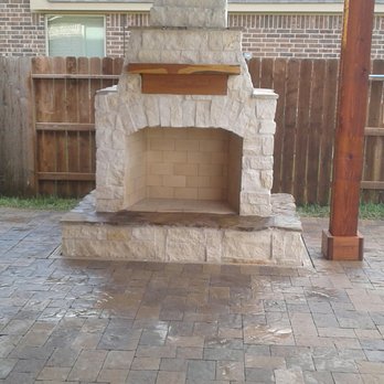 Pavertime - Fire place and patio - General Contractors Near Me - Houston, Texas Pavertime - Fire place and patio - General Contractors Near Me - Houston, Texas