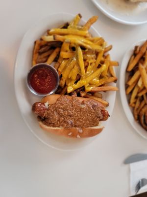 Gracie's Luncheonette by null