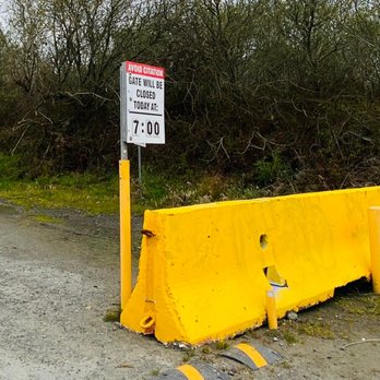 Mad River Beach - Signs tell you when the gate closes - if you get locked in, you'll have to get towed :( - Beaches Near Me - Lone, California