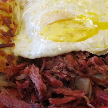 Biscuits Cafe - Corned Beef Hash Breakfast. - Cafes Near Me - Federal Way, Washington