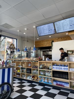 Yaya Mas Greek Kuzina by null