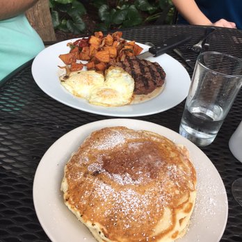 Eli's Table - Streak and eggs - Southern Near Me - Charleston, South Carolina Eli's Table - Streak and eggs - Southern Near Me - Charleston, South Carolina