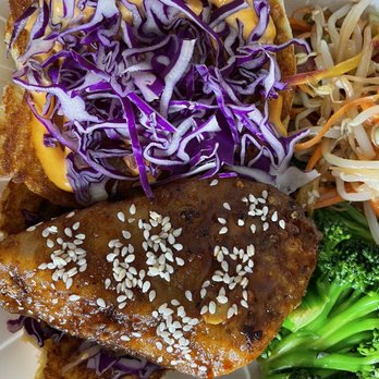Juicy Brew - Korean Chicken Sandwich - Coffee & Tea Near Me - Honolulu, Hawaii