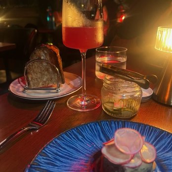 LIA - Tartare - Tapas/Small Plates Near Me - Chicago, Illinois