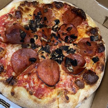 Wealthy Street Bakery, Inc - Mushroom and pepperoni pizza - Bakeries Near Me - Grand Rapids, Michigan Wealthy Street Bakery, Inc - Mushroom and pepperoni pizza - Bakeries Near Me - Grand Rapids, Michigan