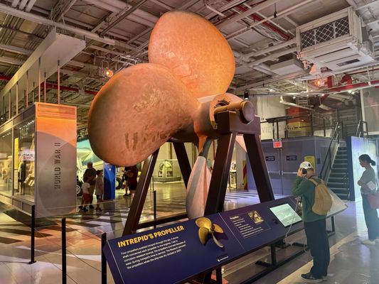 Intrepid Museum by null