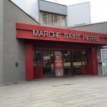G I E Marche Saint Pierre - Exterior view from one of the entrances - Specialty Food Near Me - Clermont Frerrand, 63