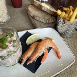 White Horse Inn - Prawn cocktail