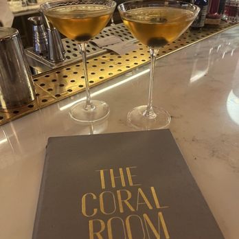 The Coral Room - Bars Near Me - London, XGL