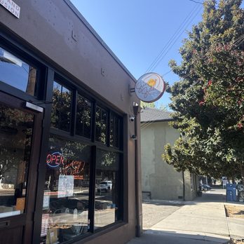 Sunny Side Breakfast - Tuesday breakfast - Breakfast & Brunch Near Me - Sacramento, California Sunny Side Breakfast - Tuesday breakfast - Breakfast & Brunch Near Me - Sacramento, California