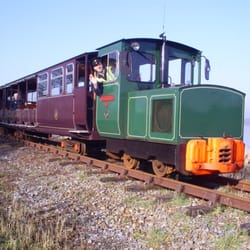 Waterford & Suir Valley Railway - Journeying beside the River Suir