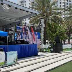 Las Olas Beach Center