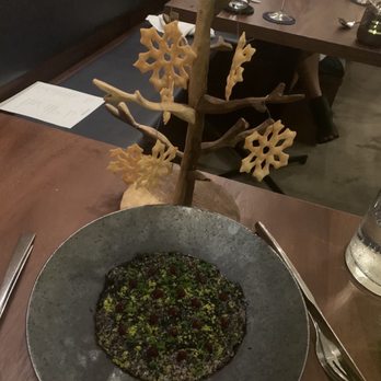 Senia - Cocktail Bars Near Me - Honolulu, Hawaii