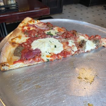 Artichoke Basille's Pizza - Staten Island Slice - Pizza Near Me - New York, New York