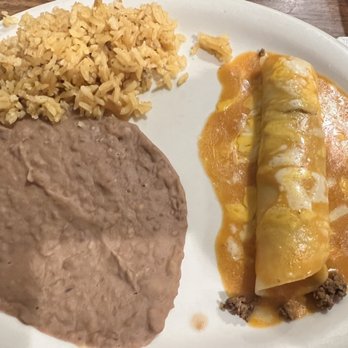 Taco Loco - Refried beans, rice, beef enchilada - Mexican Near Me - Hamilton, Texas Taco Loco - Refried beans, rice, beef enchilada - Mexican Near Me - Hamilton, Texas