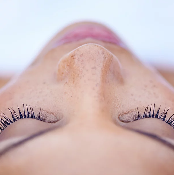 Blutique beauty bar Logo