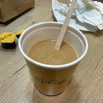 McDonald's - Coffee with cream - Burgers Near Me - Pratteln, BL