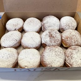 I ordered 3 dozen. I share and freeze them.