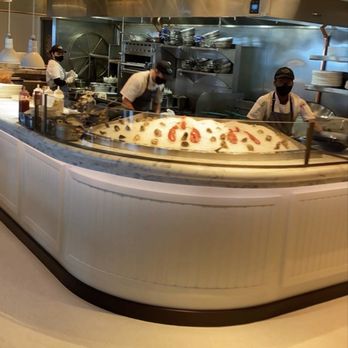 Seafood Bar at The Breakers - Seafood Near Me - Palm Beach, Florida Seafood Bar at The Breakers - Seafood Near Me - Palm Beach, Florida