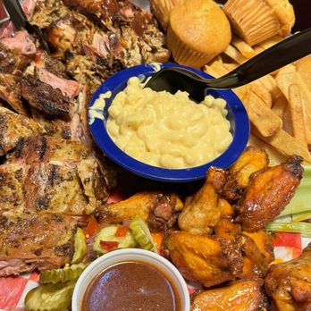 Famous Dave's Bar-B-Que - I think this was called the flying pig - Barbeque Near Me - Reno, Nevada