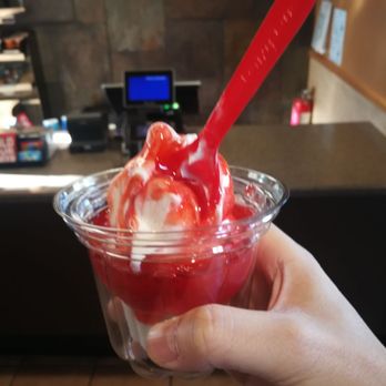 Dairy Queen Grill & Chill - Sundae - Fast Food Near Me - Vicksburg, Mississippi Dairy Queen Grill & Chill - Sundae - Fast Food Near Me - Vicksburg, Mississippi