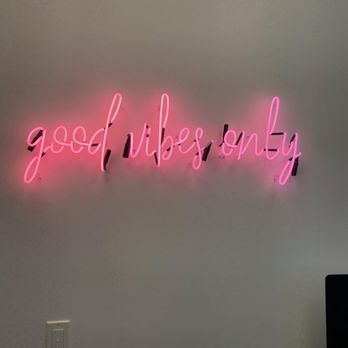Floss - Cosmetic Dentists Near Me - San Diego, California