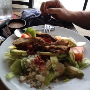 Ford's Garage - Burgers Near Me - Brandon, Florida