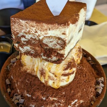 Sulbing - Tiramisu bingsu - Desserts Near Me - Santa Clara, California Sulbing - Tiramisu bingsu - Desserts Near Me - Santa Clara, California