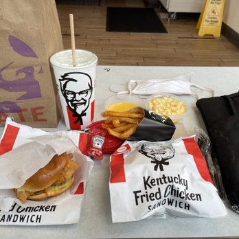 KFC - KFC Classic Chicken Sandwich Big Box - Fast Food Near Me - San Francisco, California KFC - KFC Classic Chicken Sandwich Big Box - Fast Food Near Me - San Francisco, California