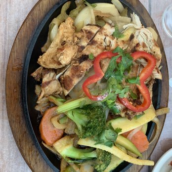 Los Tios Grill - Salvadoran Near Me - Arlington, Virginia