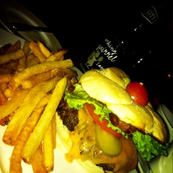 Harbour City Bar & Grill - Bars Near Me - Halifax, Nova Scotia
