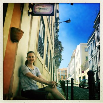 Frangasqueira Nacional - A beautiful woman sitting outside of the restaurant. - Barbeque Near Me - Lisbon, 11 Frangasqueira Nacional - A beautiful woman sitting outside of the restaurant. - Barbeque Near Me - Lisbon, 11