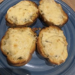 Gaststätte Marathon - Garlic cheese bread
