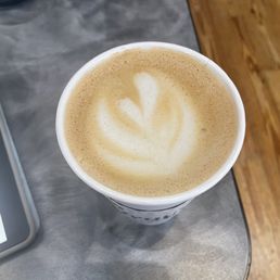 Berries and Cream Latte with Oatmilk Berries and Cream Latte with Oatmilk