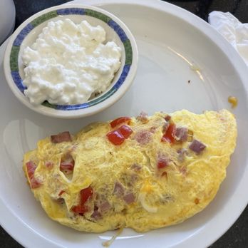 Rose Cafe and Bakery - Denver omelette - Coffee & Tea Near Me - Granada Hills, California