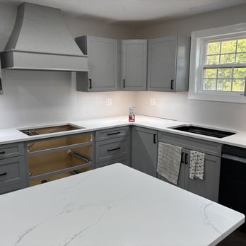 Youngstown Granite and Quartz - Kitchen & Bath Near Me - Beaver Falls, Pennsylvania Youngstown Granite and Quartz - Kitchen & Bath Near Me - Beaver Falls, Pennsylvania