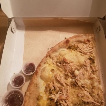 Fellini Pizzeria - Pizza Near Me - Cranston, Rhode Island