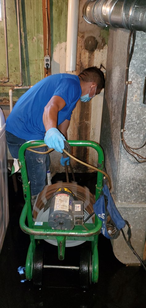 Slide of Ems General Contractors