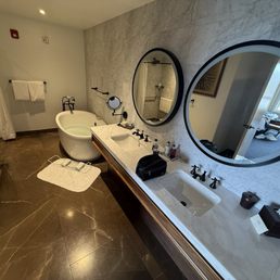 One of two identical bathrooms in the Gov's Suite One of two identical bathrooms in the Gov's Suite