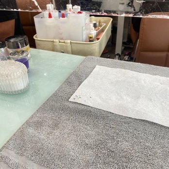 Nails and lashes by Ashley - Old paper towel and he used it on meee ew - Eyelash Service Near Me - Paramount, California Nails and lashes by Ashley - Old paper towel and he used it on meee ew - Eyelash Service Near Me - Paramount, California