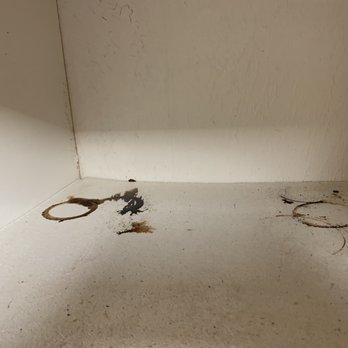 Aloha Bubble Shack Cleaning - Inside of kitchen cabinets - Home Cleaning Near Me