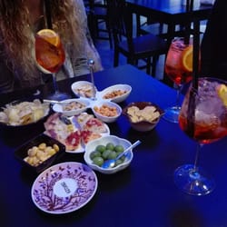 Wine Bar Leo