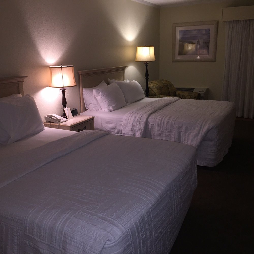 Surf Side Hotel - Hotels Near Me - Nags Head, North Carolina