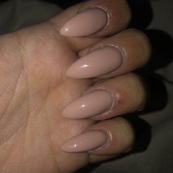 Loann Nails - Bad gel (doesn't look good) - Nail Salons Near Me - Tampa, Florida