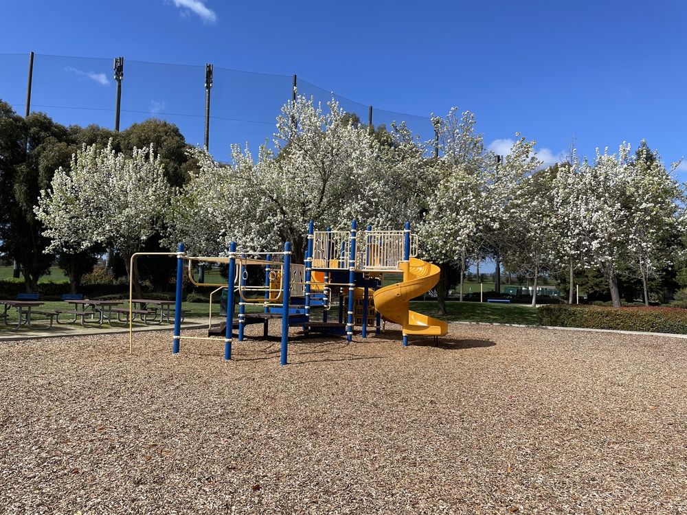 TWIN BRIDGES PARK Updated October 2024 18 Photos 301 Arrowhead Way, Hayward, California