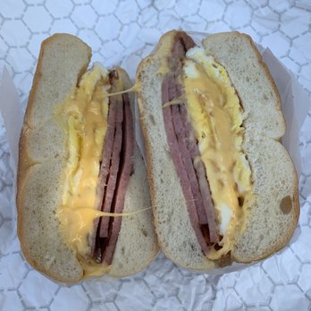 Pearl Street Market - Egg cheese and por roll on a roll - Delis Near Me - Beach Haven, New Jersey Pearl Street Market - Egg cheese and por roll on a roll - Delis Near Me - Beach Haven, New Jersey